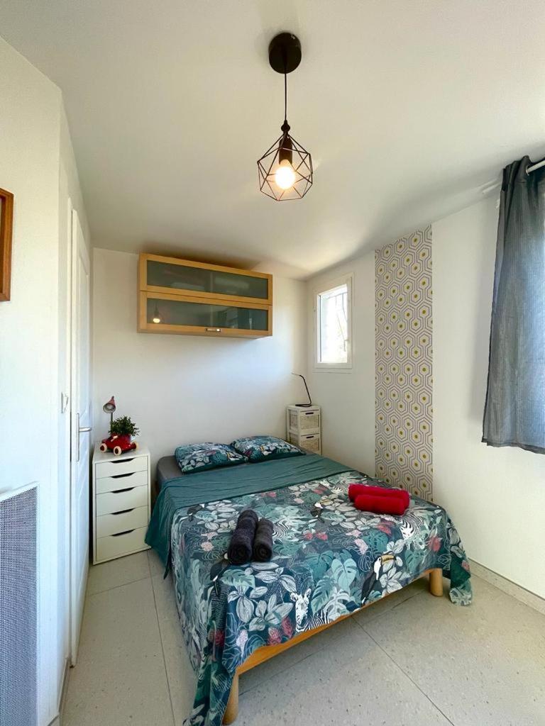 Studio Dans La Villa Les Cigales Лезиньян-Корбьер Экстерьер фото